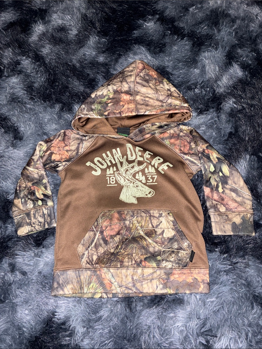 John Deere Brown Camo size 2T Pullover Hoodie for Kids EUC LNC